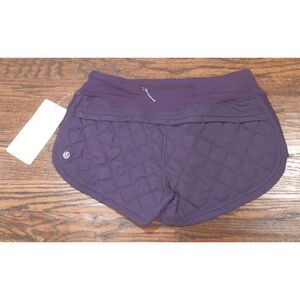 Lululemon Athletica Hot Cheeks Women's Quilted Purple Shorts Size 4 NWT